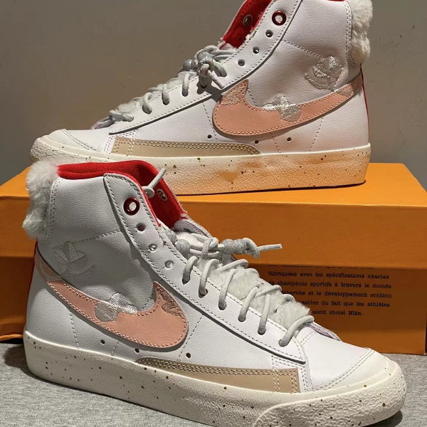 （断码孤品）Nike/耐克Blazer限定女款中帮休闲板鞋FD4342-181-35.5