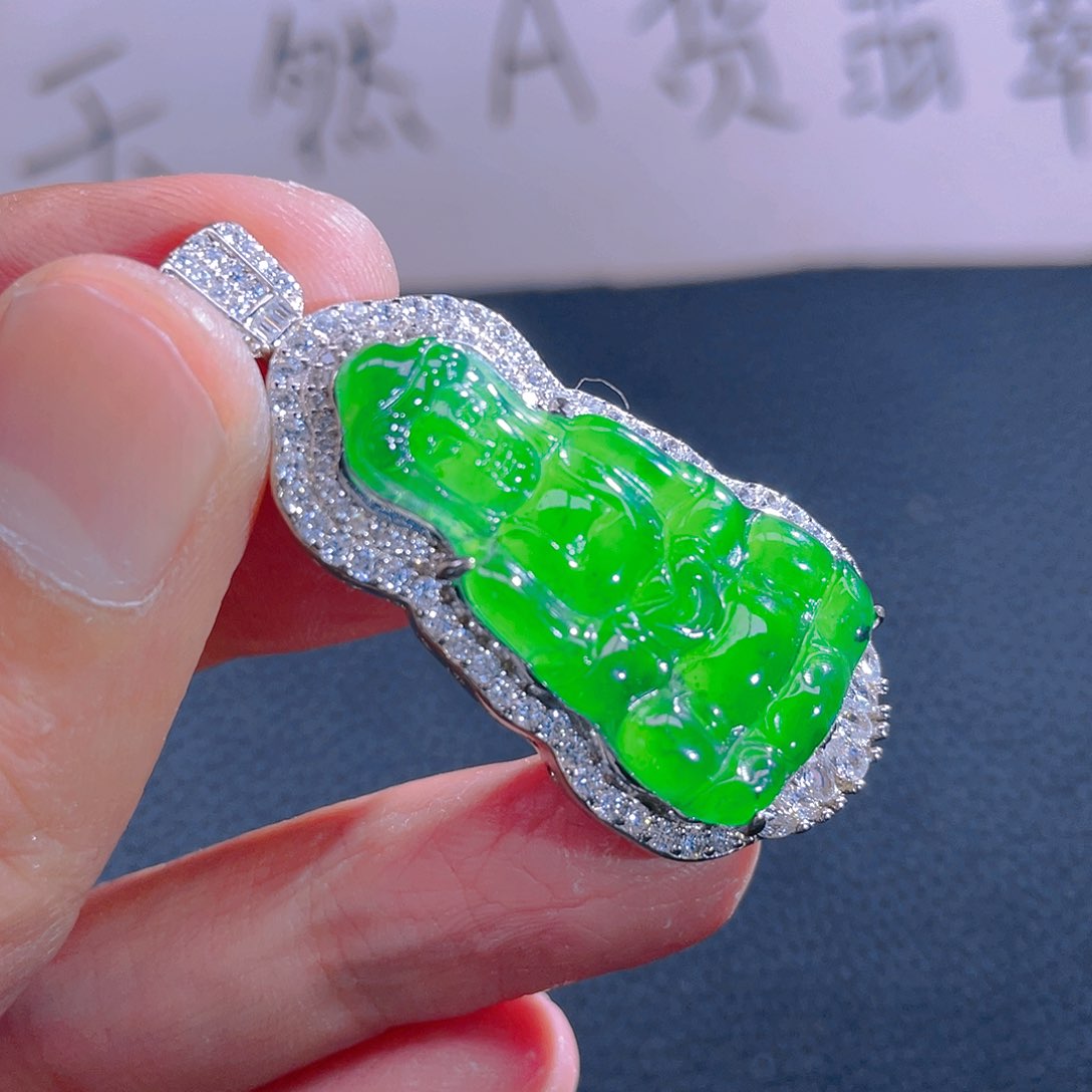 翡翠颈饰银S925镶嵌9999999999