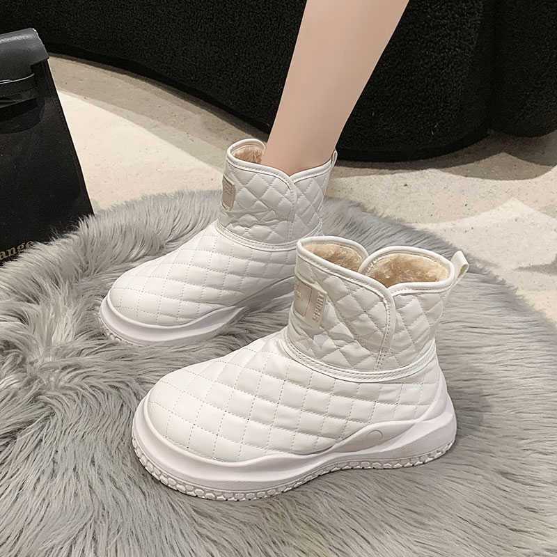 显瘦厚底棉鞋女2023年秋春季新款加绒保暖短靴学生超火防水雪地靴