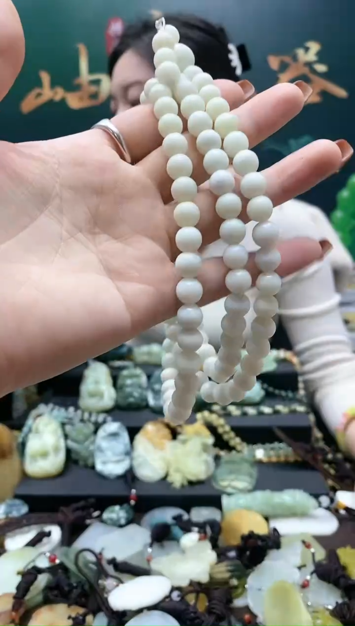【闪购商品】岫玉颈饰未镶嵌多样性发货*拍一发一QQ
