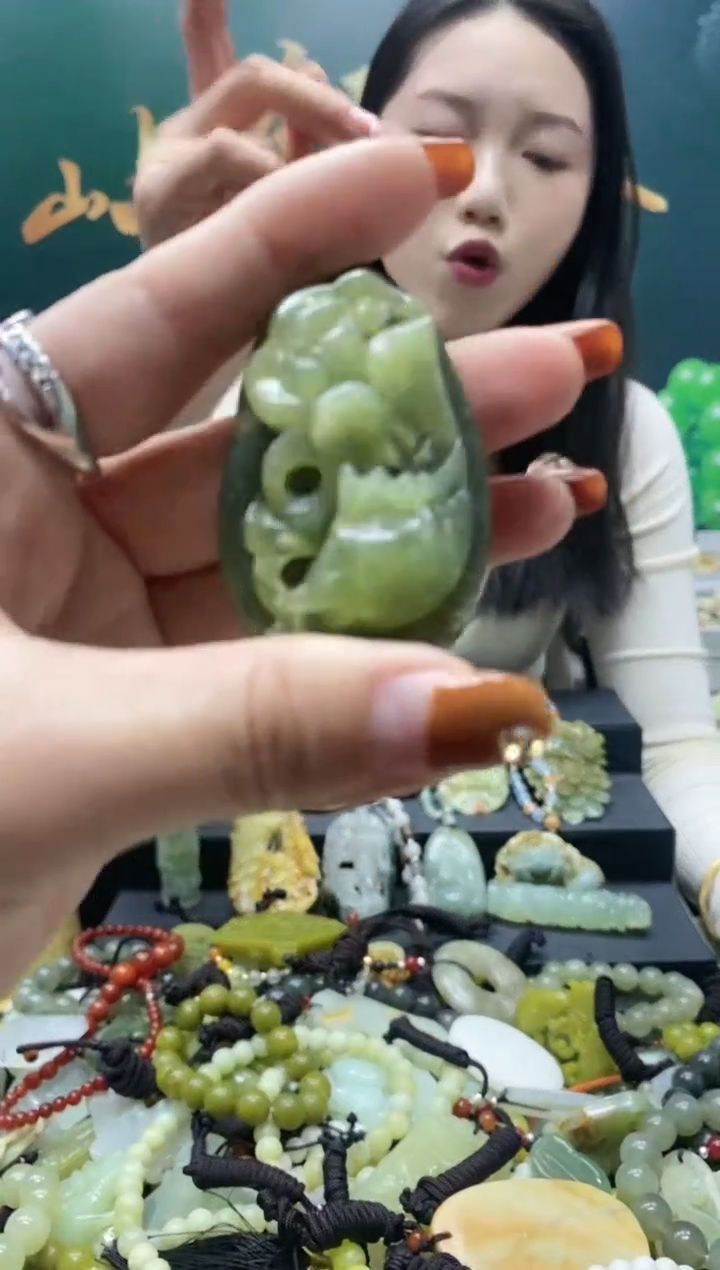 【闪购商品】岫玉吊坠未镶嵌多样性发货*拍一发一QQ
