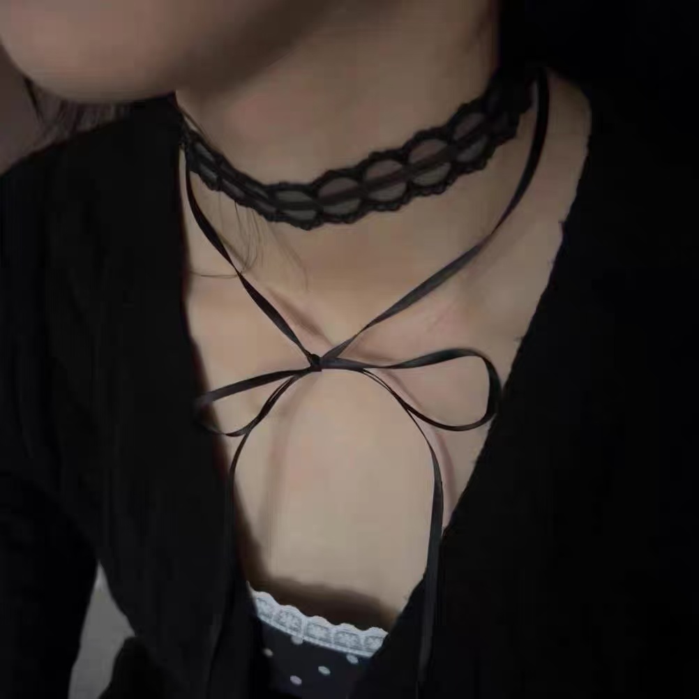  甜酷辣妹黑色蝴蝶结蕾丝绑带choker锁骨链复古设计感颈链皮带