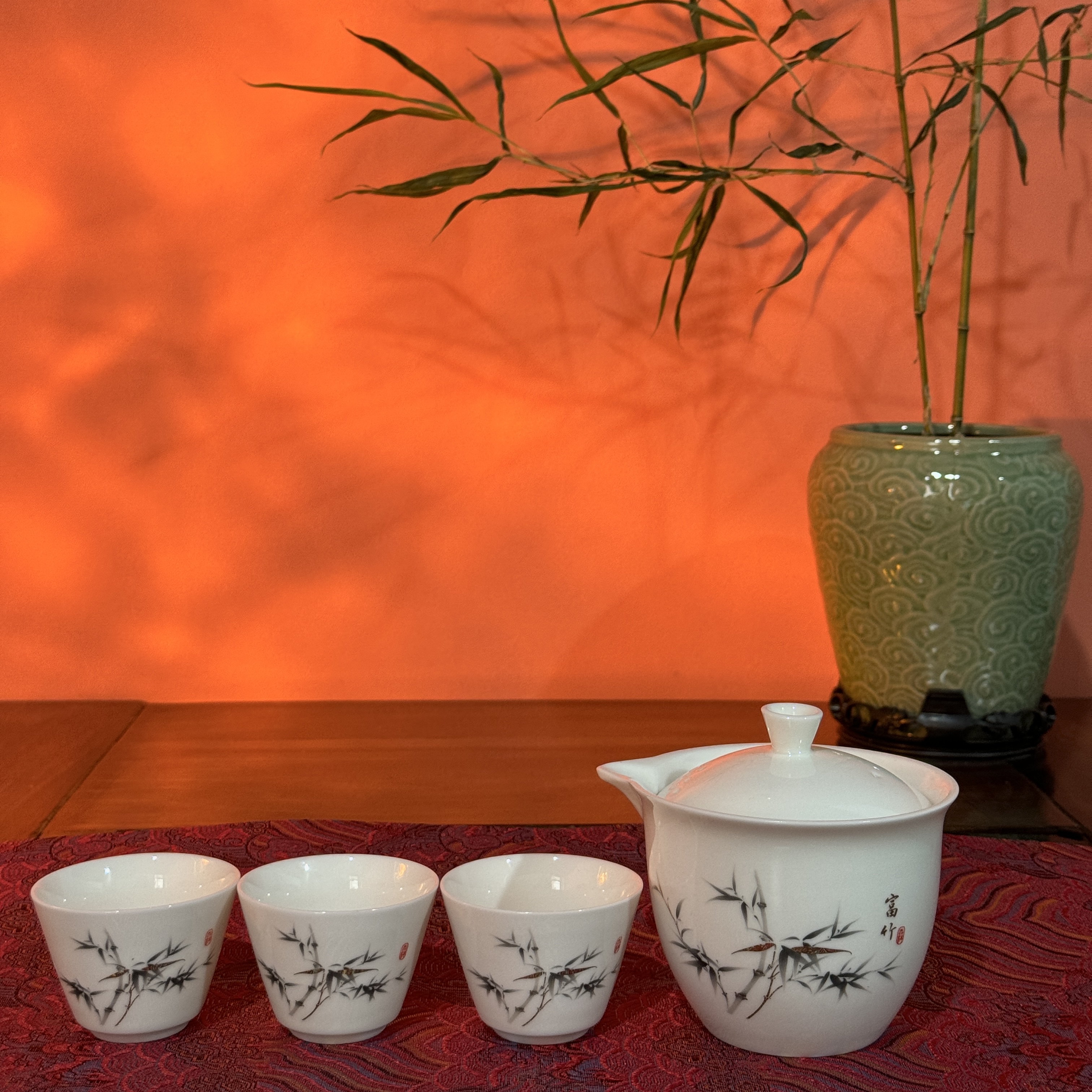 AA071防烫羊脂玉白瓷冲茶器加厚便捷泡茶壶大容量盖碗陶瓷手绘ZF