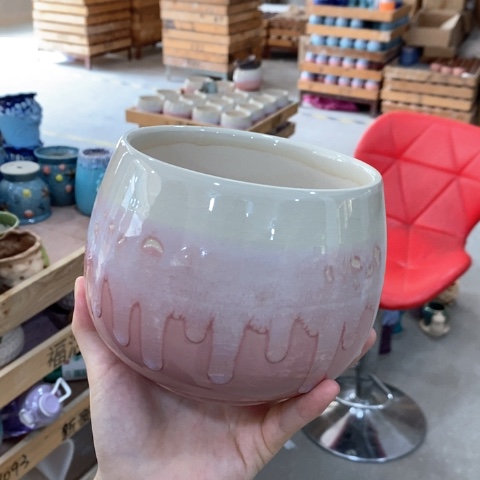 陶瓷20CM以下龙胆粉色