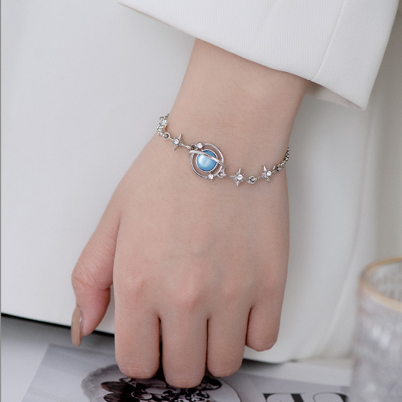 铜合金合成锆石手链 金美澳时尚高级感轻奢星空女ins小众设计饰品