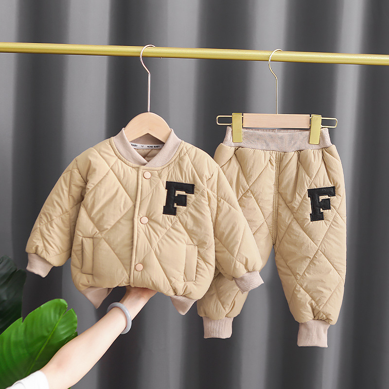 字母F绗棉长袖两件套童装冬季新款保暖加厚男女宝加棉服外穿洋气