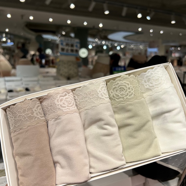 90-135斤 中高腰舒适亲肤透气复古蕾丝三角女士内裤 5条装芝莲