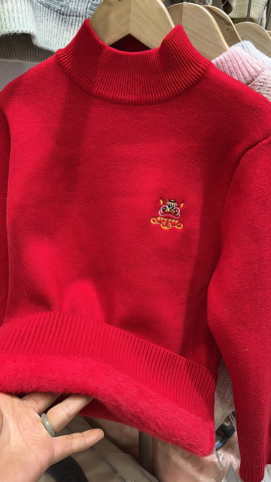 加厚一体绒  年版刺绣 小龙头