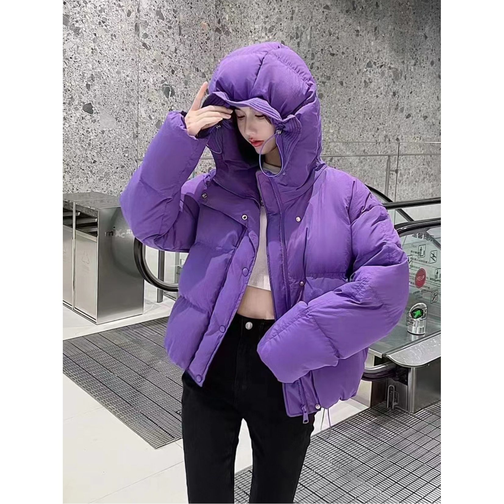 肯豆风白鸭绒韩国2024冬新款羽绒服女短款小个子紫色连帽面包服潮