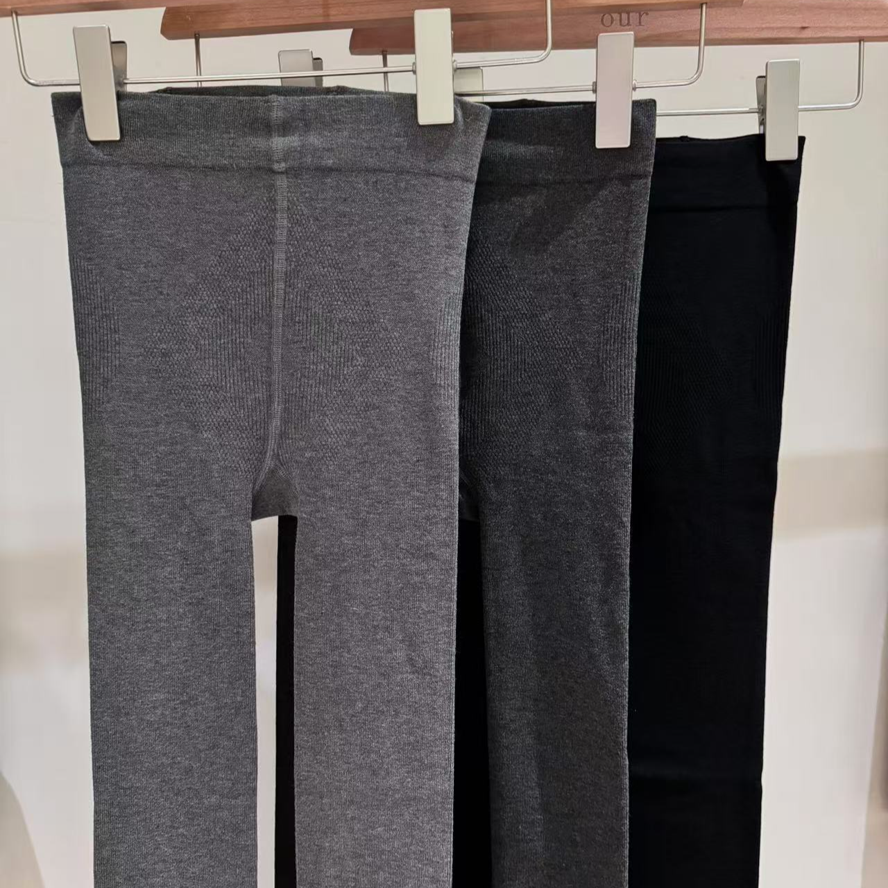 韩国正品 高腰秋冬竖条打底裤N0退~）