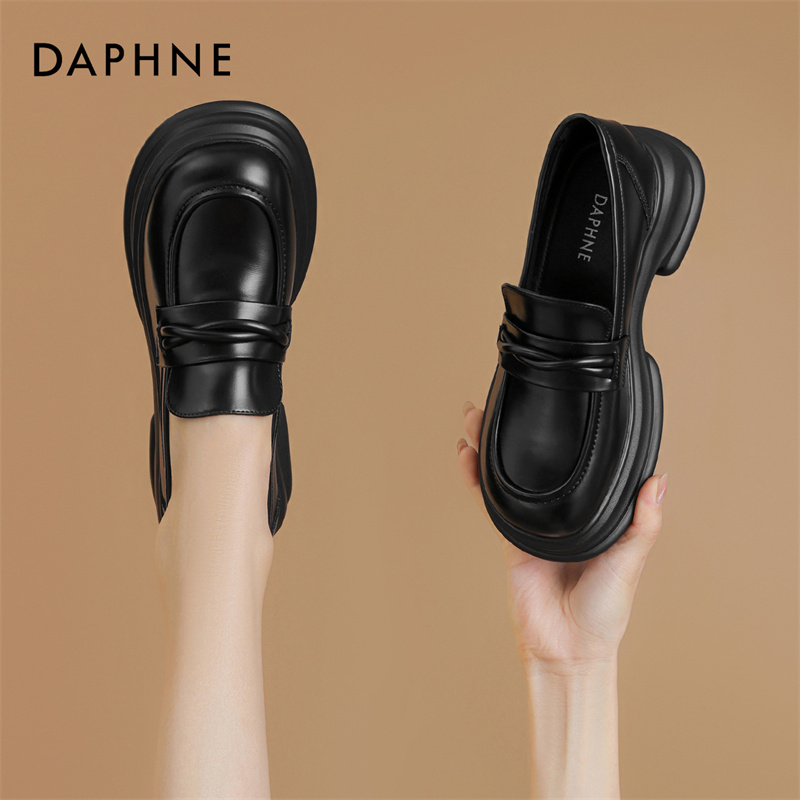 达芙妮乐福鞋女2025春季爆款甜美黑色英伦单鞋松糕厚底增高小皮鞋