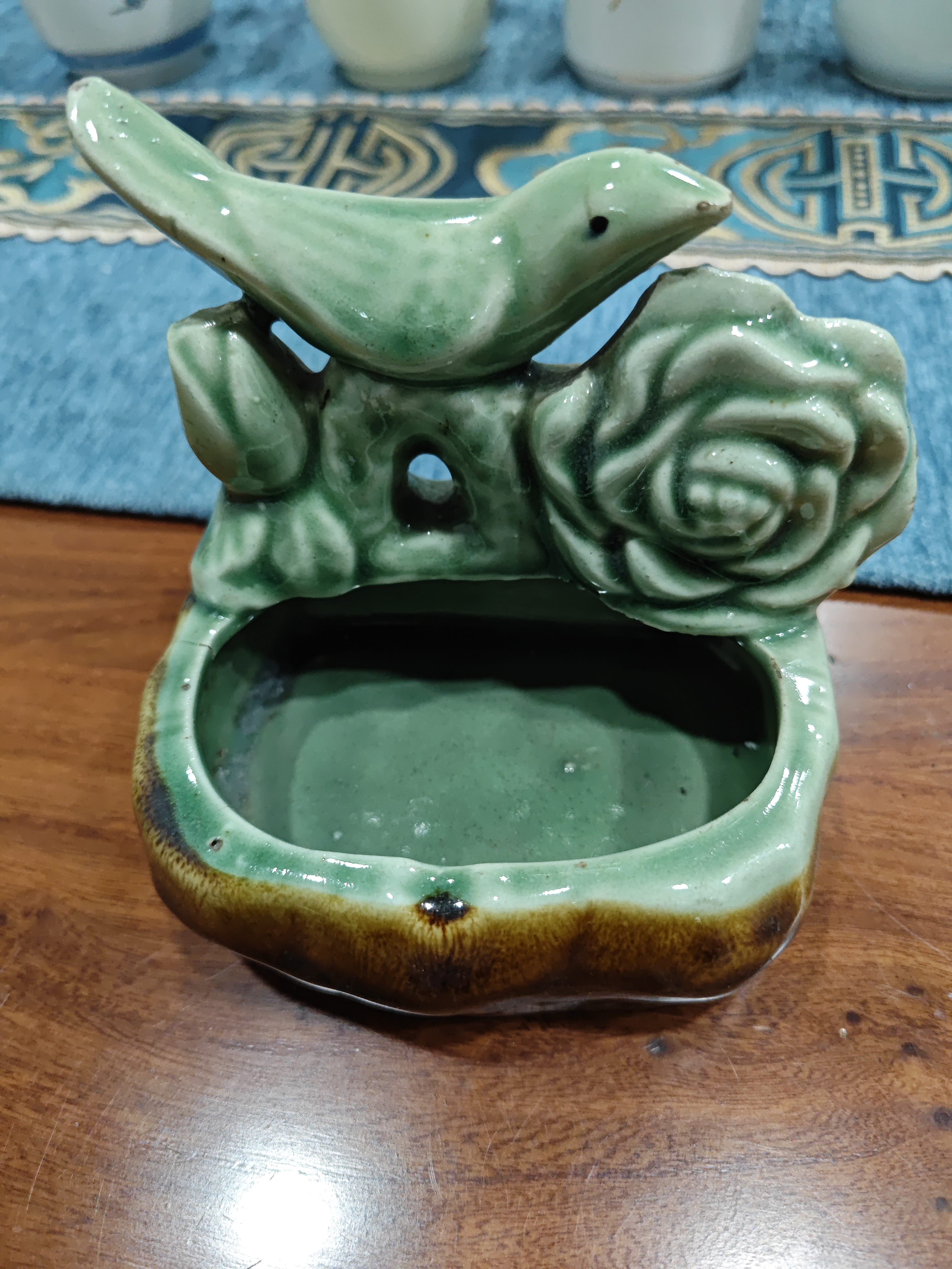 唐山陶瓷喜鹊摆件