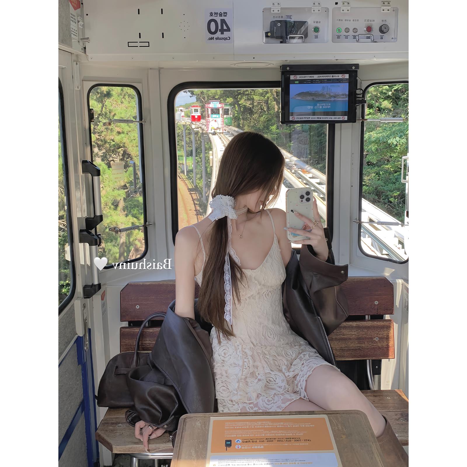 氛围纹理花花不规则吊带连衣裙女韩系设计感气质收腰裙子