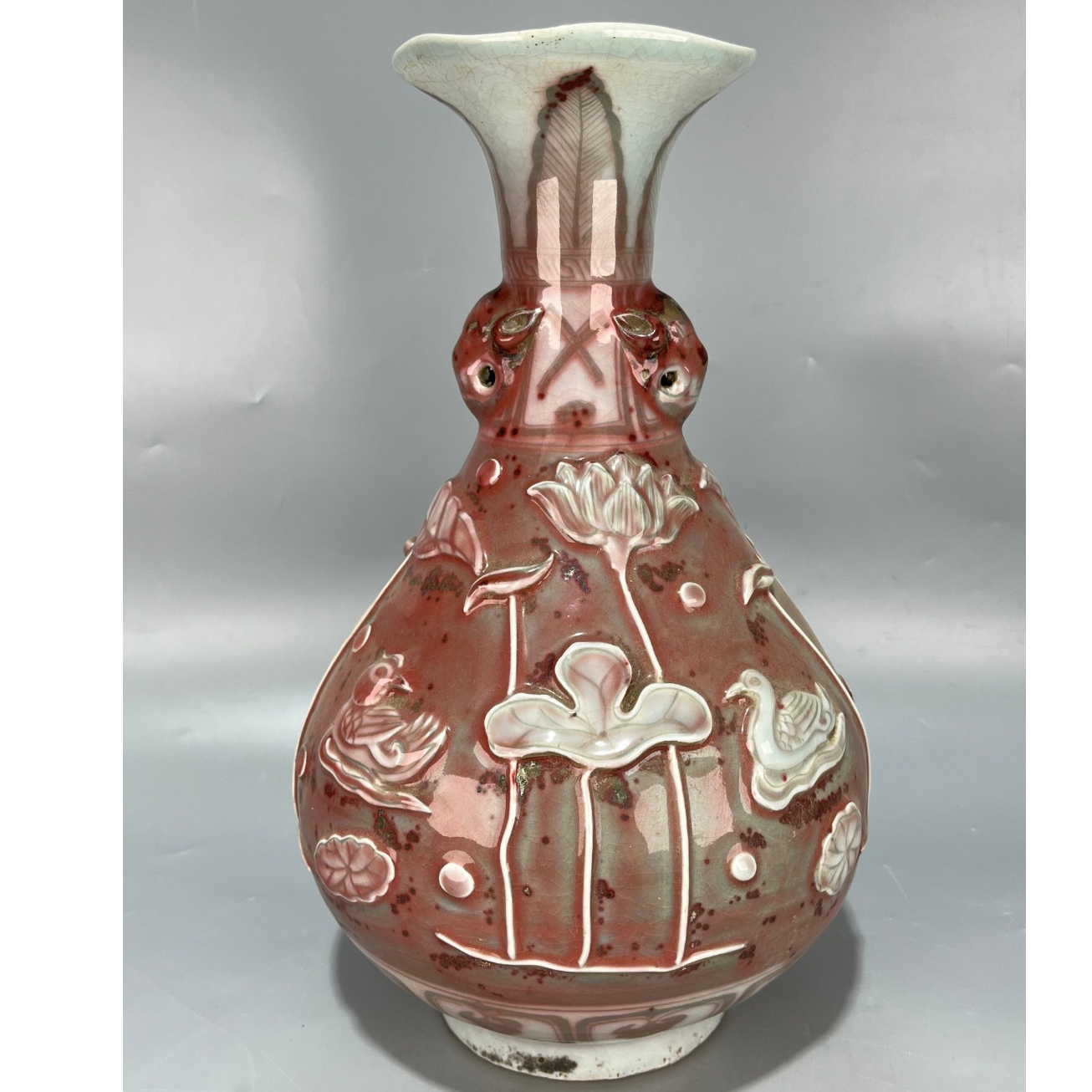 仿古釉里红浮雕花鸟玉壶春瓶