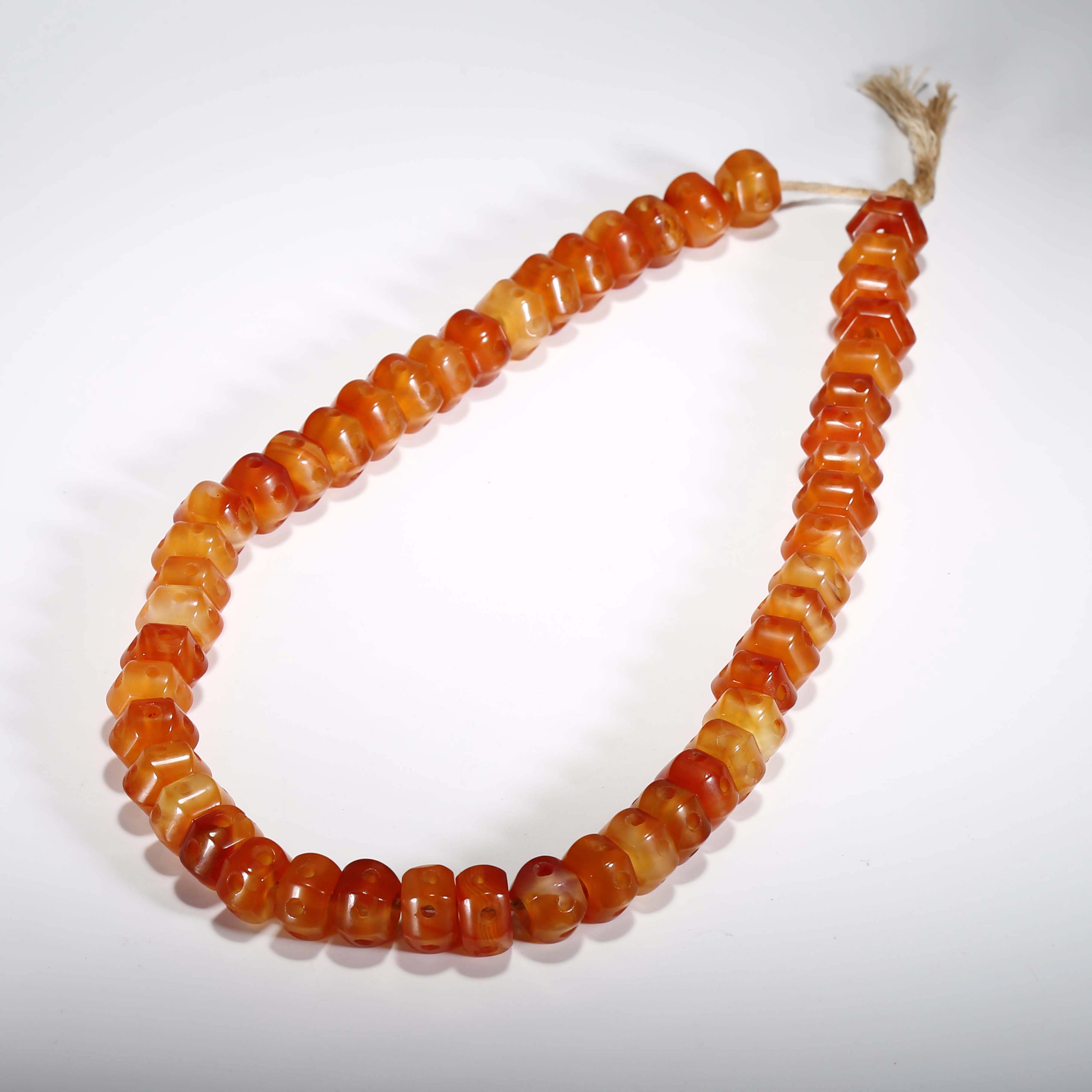 【济文阁】JWYS20120840清代 透雕鼓形玛瑙链