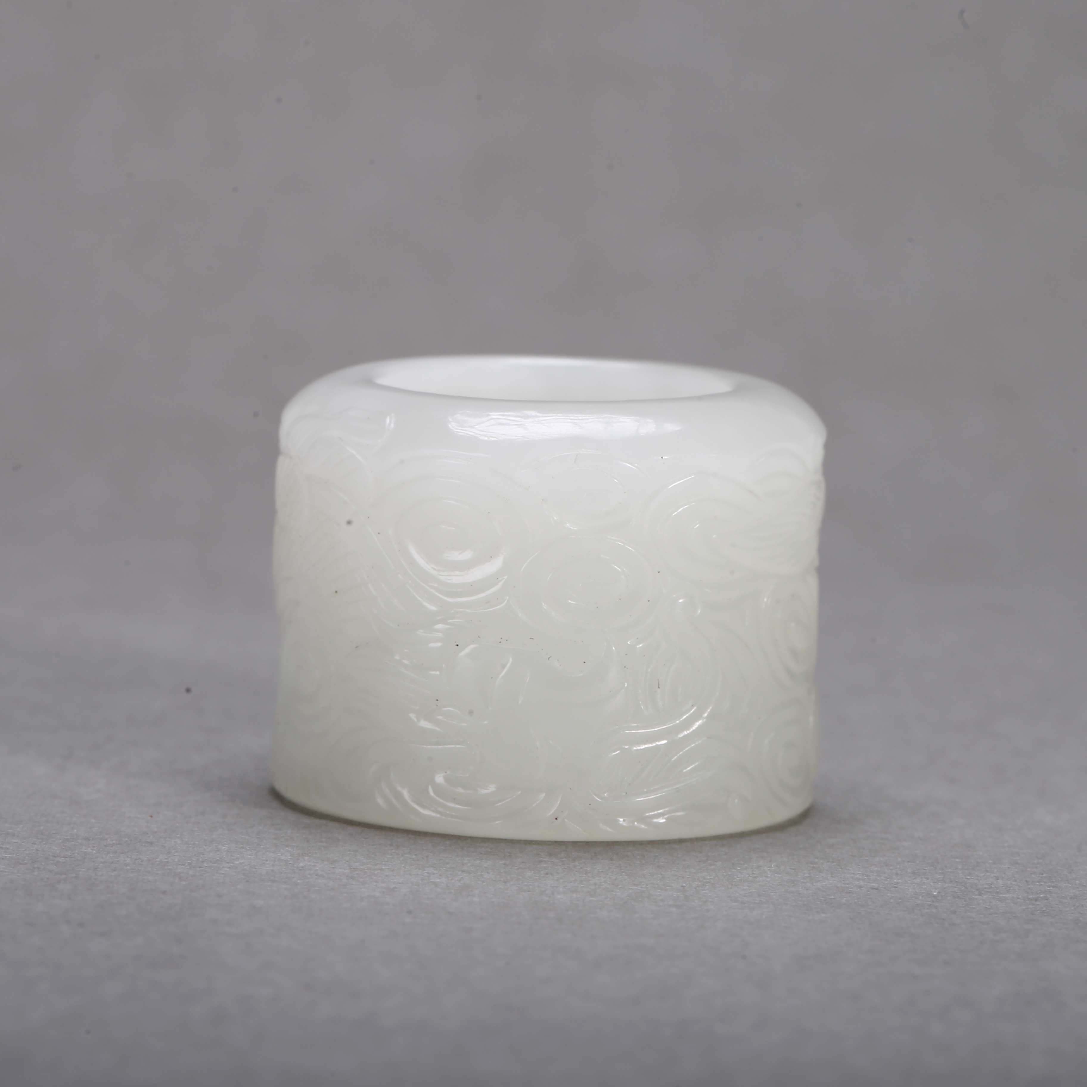 【济文阁】JXQ20120308创汇期 白玉云龙纹扳指