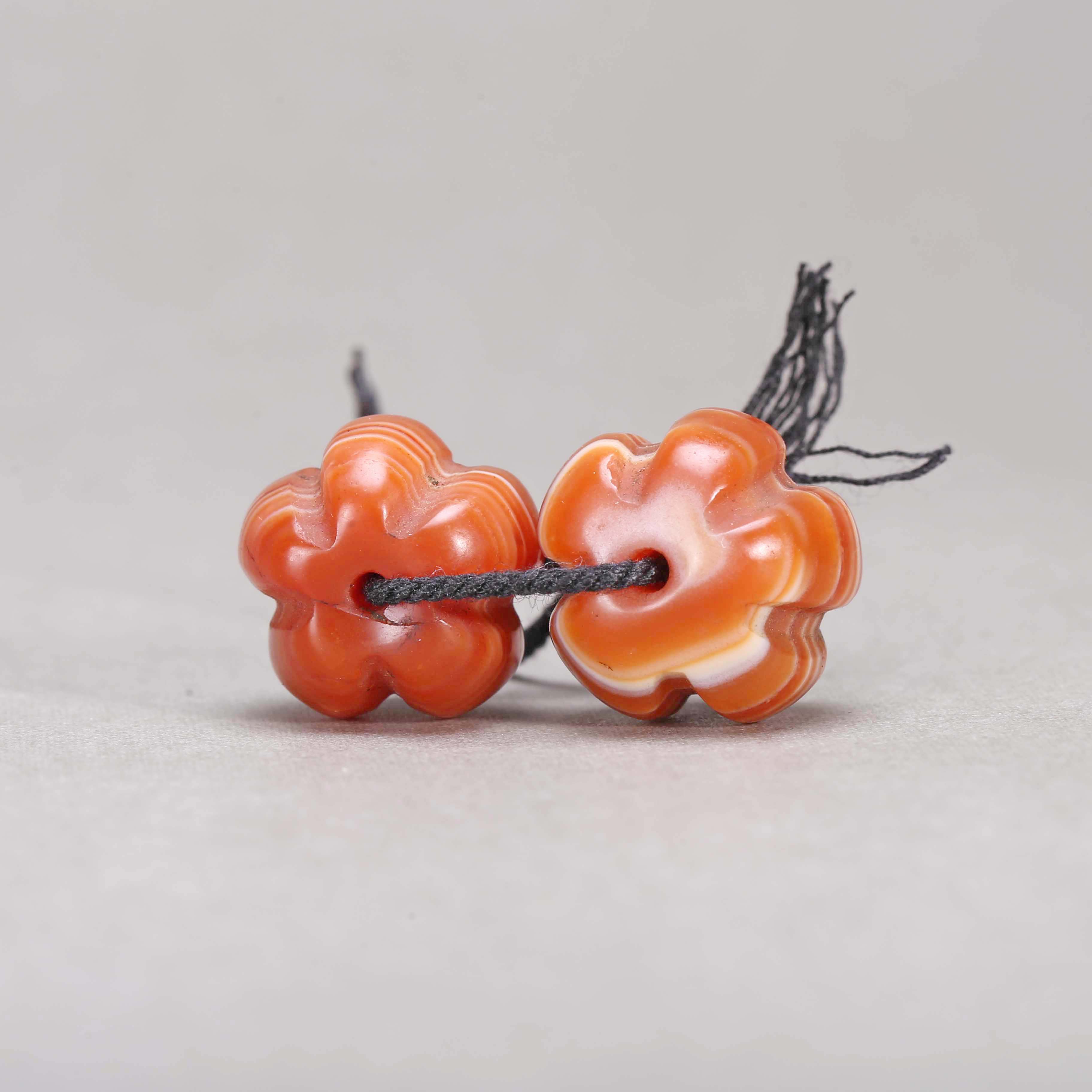 【济文阁】JFYG20102903民国 瓜棱玛瑙对珠