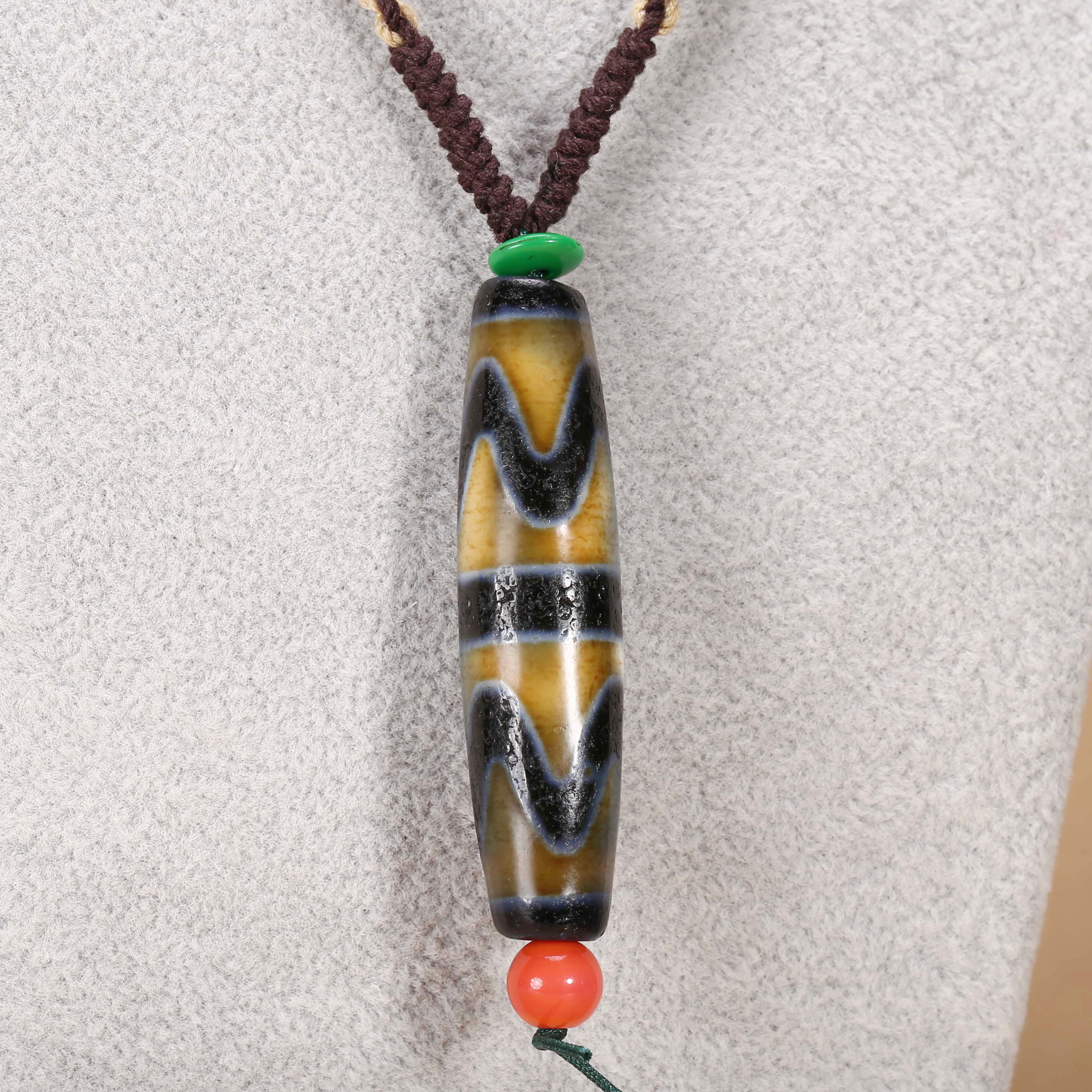 【济文阁】JFYG20110109民国 双虎牙纹玛瑙勒子