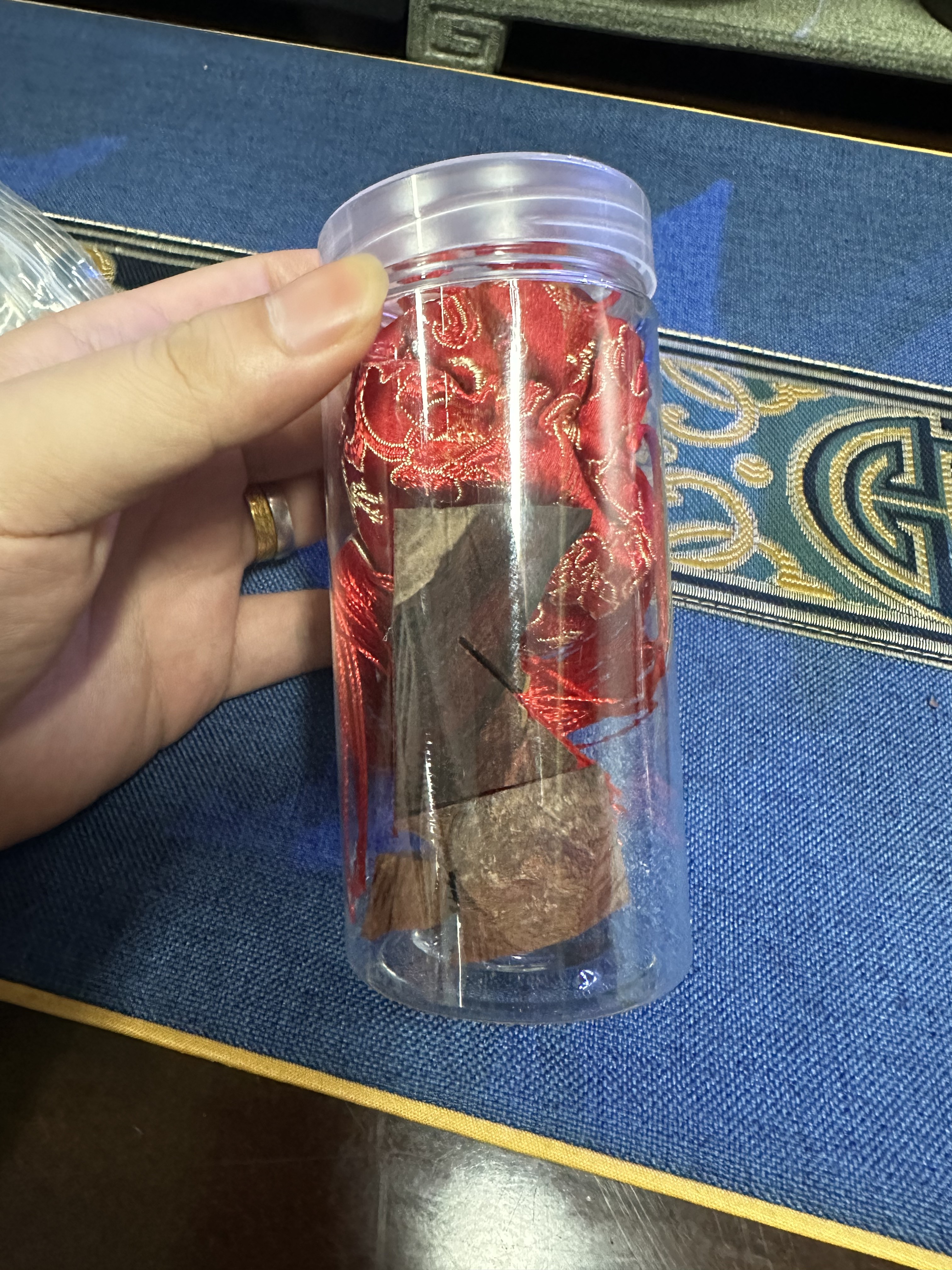 海南黄花梨新手入门大礼包标本老料，香囊，存香罐