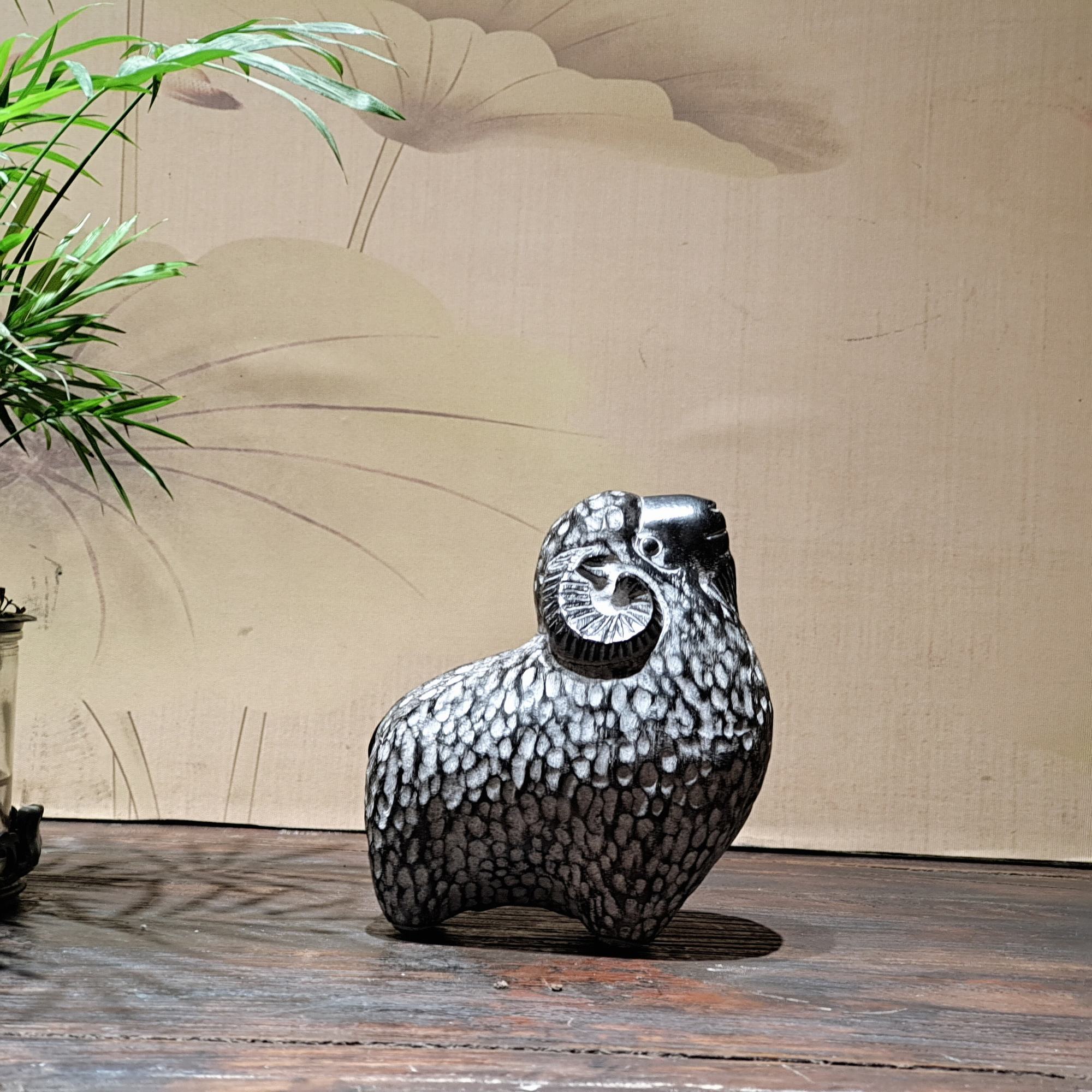 青石羊│茶宠客厅茶台茶室会所书桌办公桌摆件家居摆件