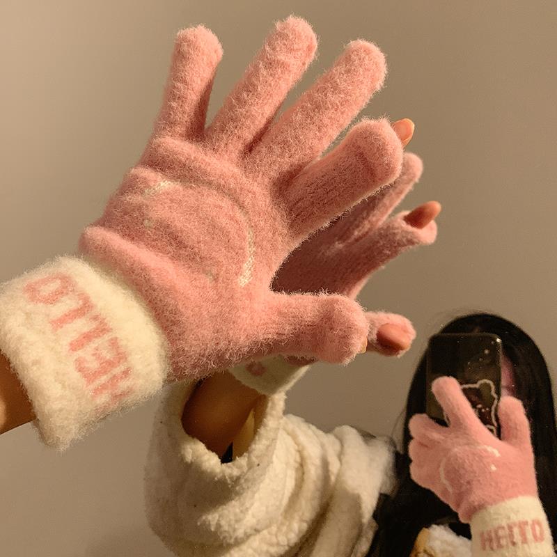 可触控屏幕毛绒笑脸手套女士冬季保暖加绒可爱五指学生骑车防寒风