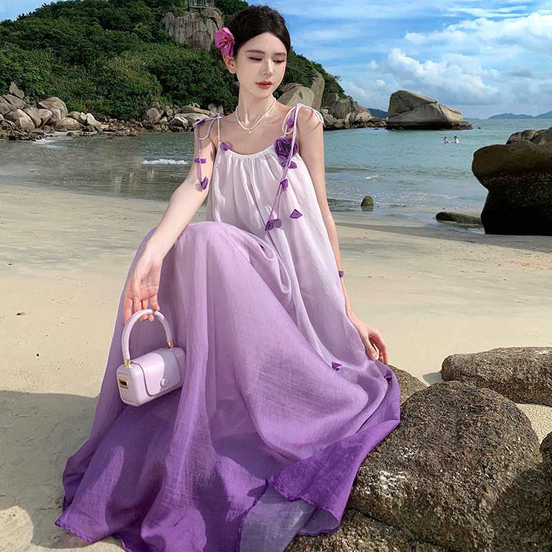 渐变爆款花朵超长款夏季度假宽松吊带连衣裙适合海边拍照的裙子