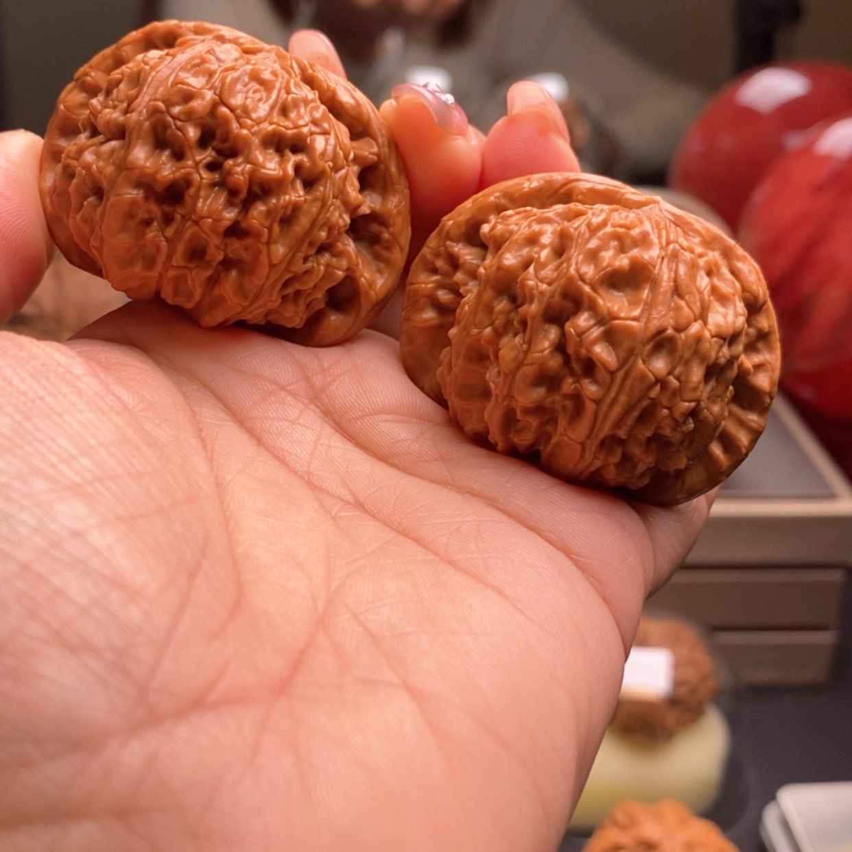 【闪购商品】文玩核桃吊坠白狮子44+