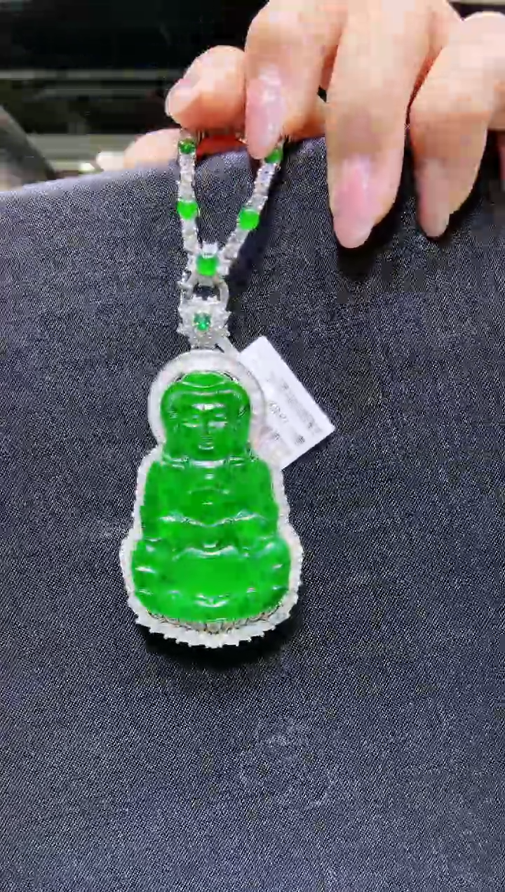 【闪购商品】翡翠吊坠（赠链）未镶嵌DISF110201