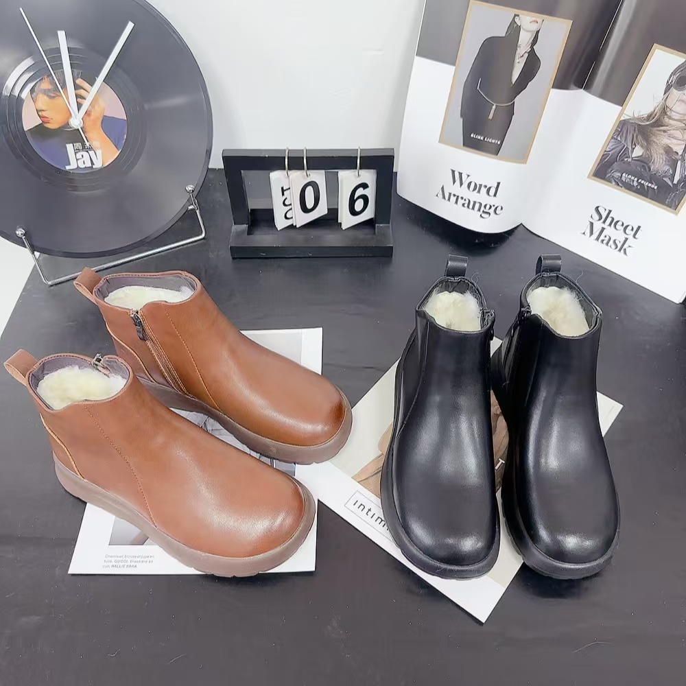 1618新款圆头侧拉链舒适百搭软底时尚马丁靴