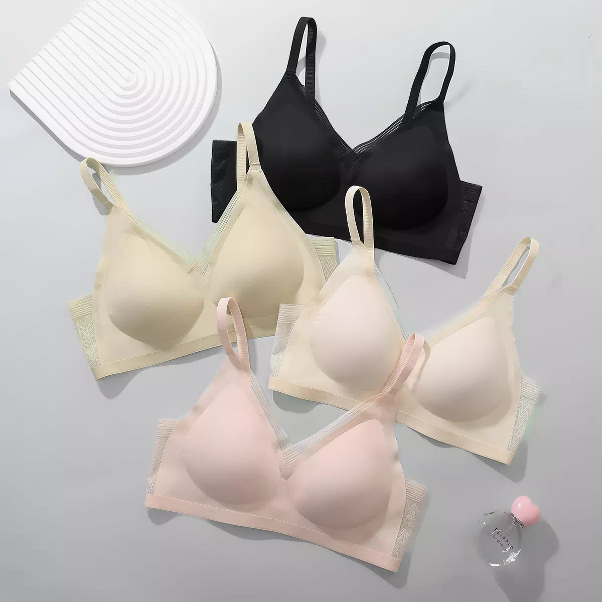 超薄凉感无痕美背内衣夏季女士吊带聚拢侧收副乳无钢圈文胸罩