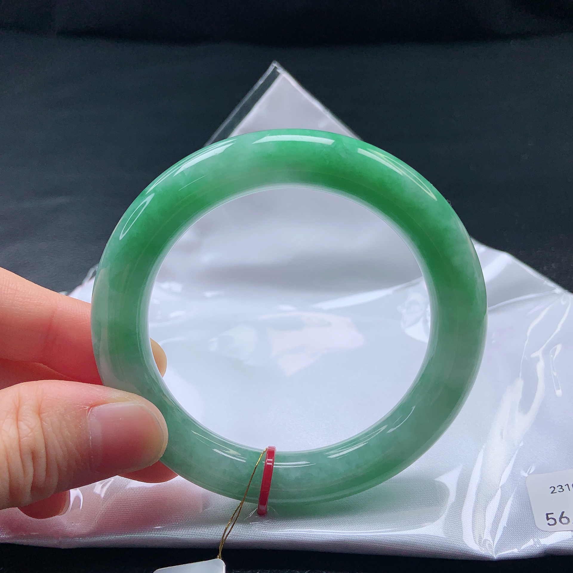 56➕圈带阳绿翡翠胖圆镯缅甸天然a货翡翠色绿色女款