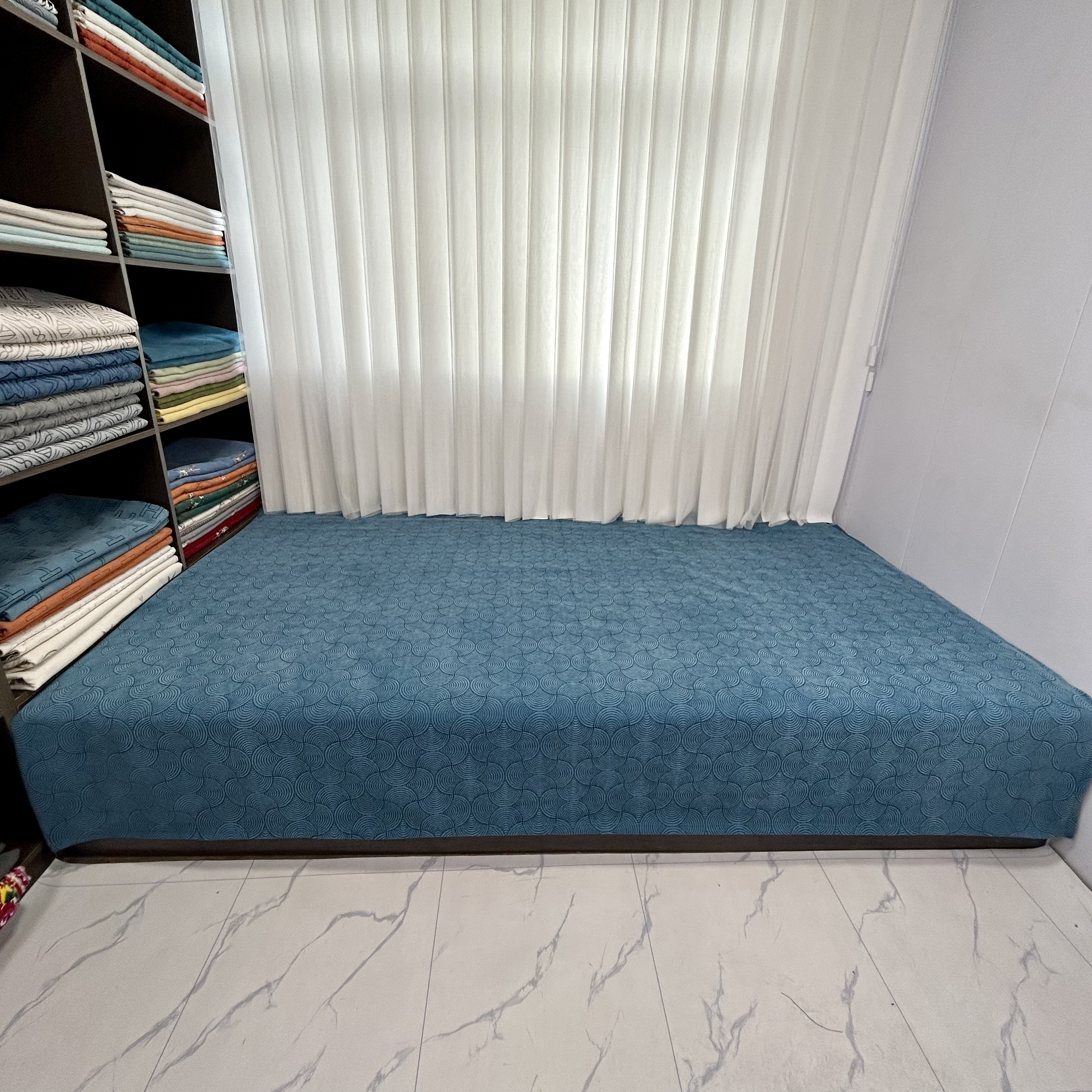 极简系列 雪尼尔提花面料 螺纹防滑炕盖