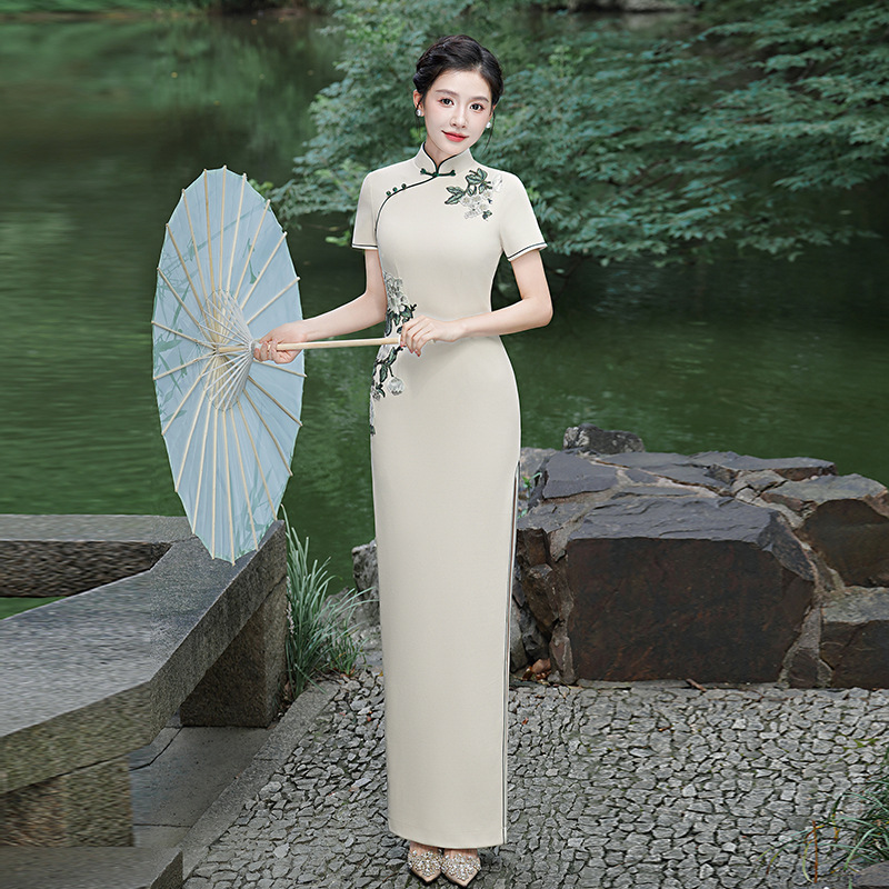 Y303走秀旗袍超长款演出服短袖显瘦礼仪形体表演服2024新款