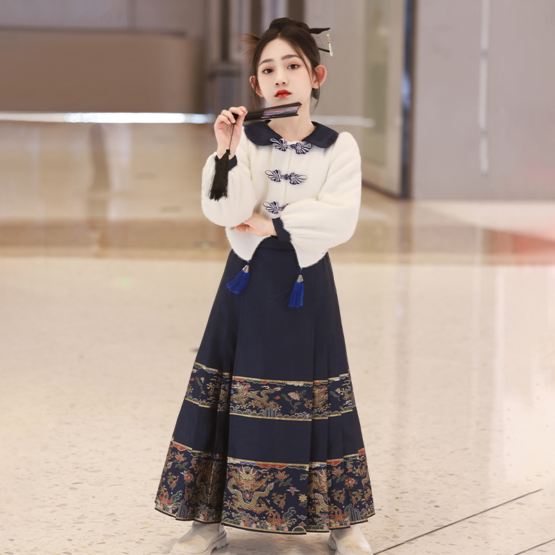 汉服女童冬季古装唐装加绒加厚国风儿童马面裙套装拜年服秋冬款