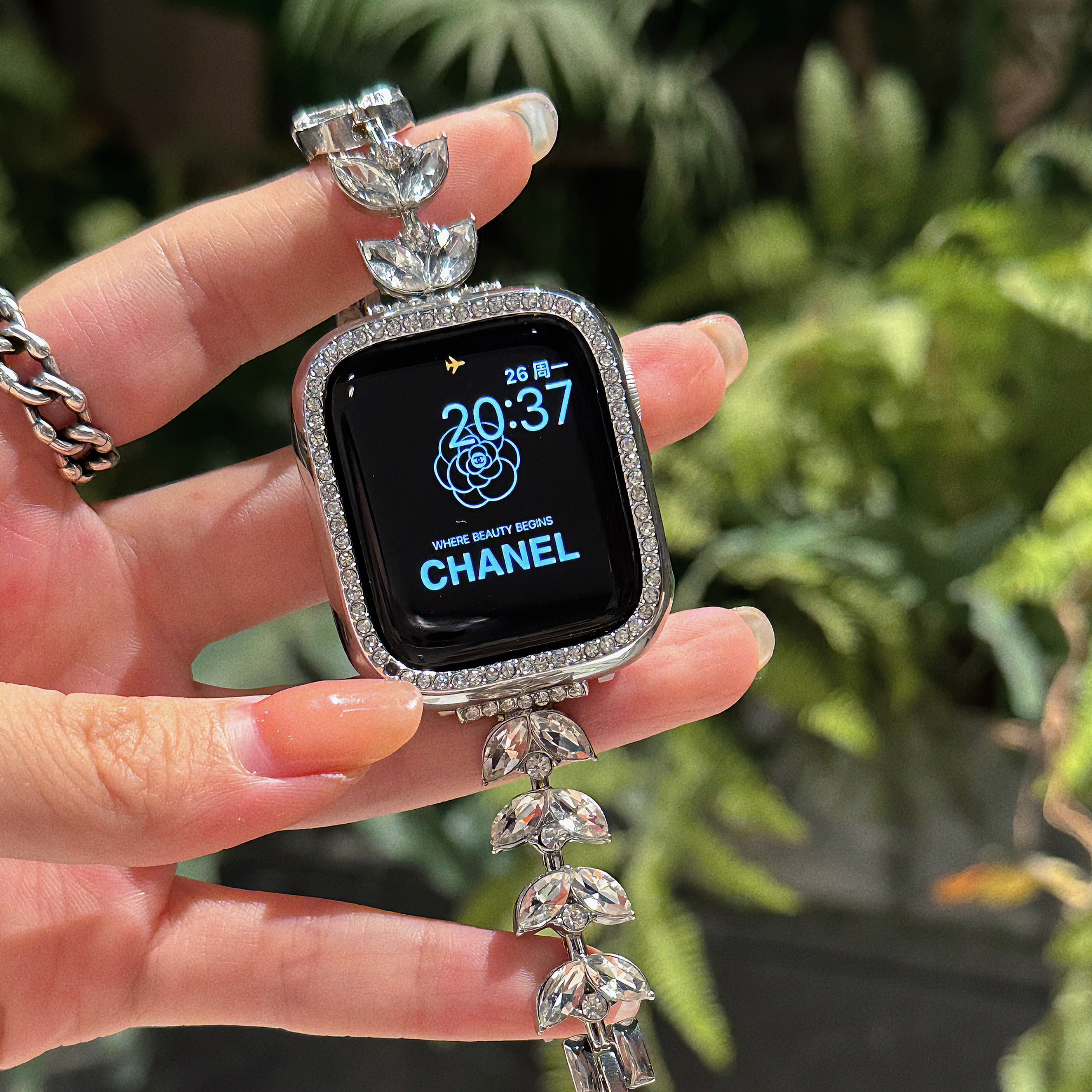 【人鱼公主】适配于苹果watch1-11seUItra2高级镶钻锆人鱼尾链表带