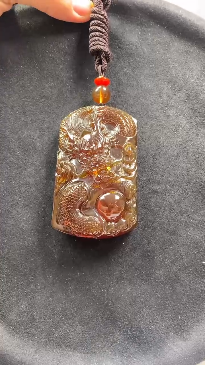 【闪购商品】血珀颈饰未镶嵌天然缅甸血珀龙牌