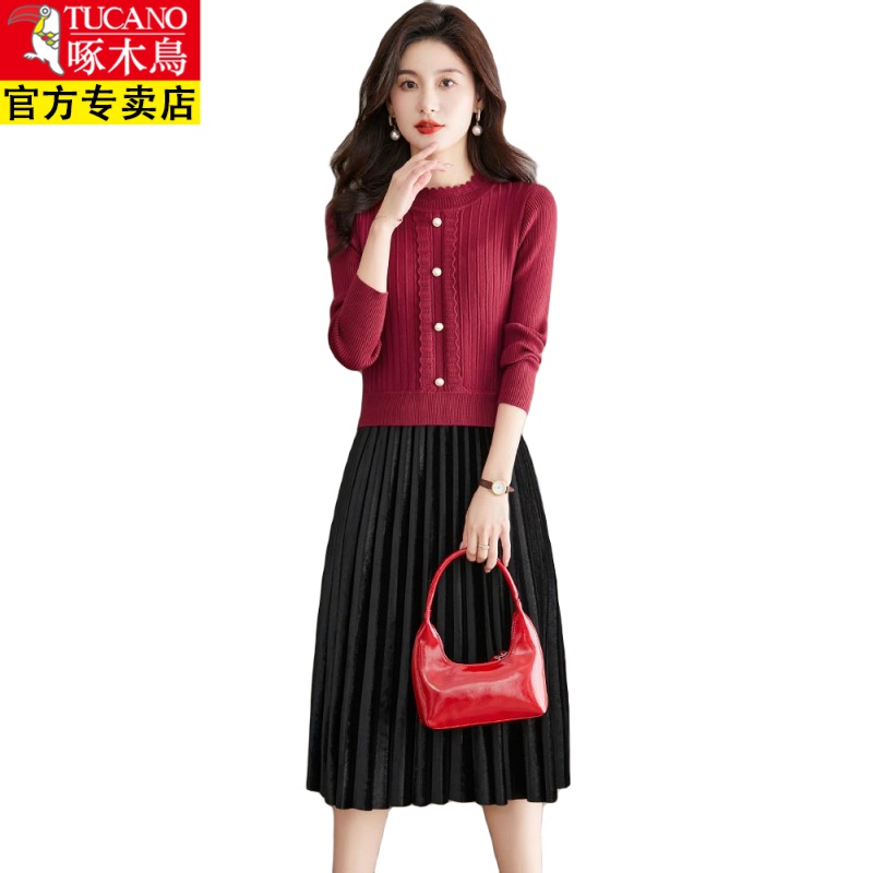 啄木鸟春秋长袖针织打底连衣裙女秋冬新款配大衣中长款时尚百褶毛