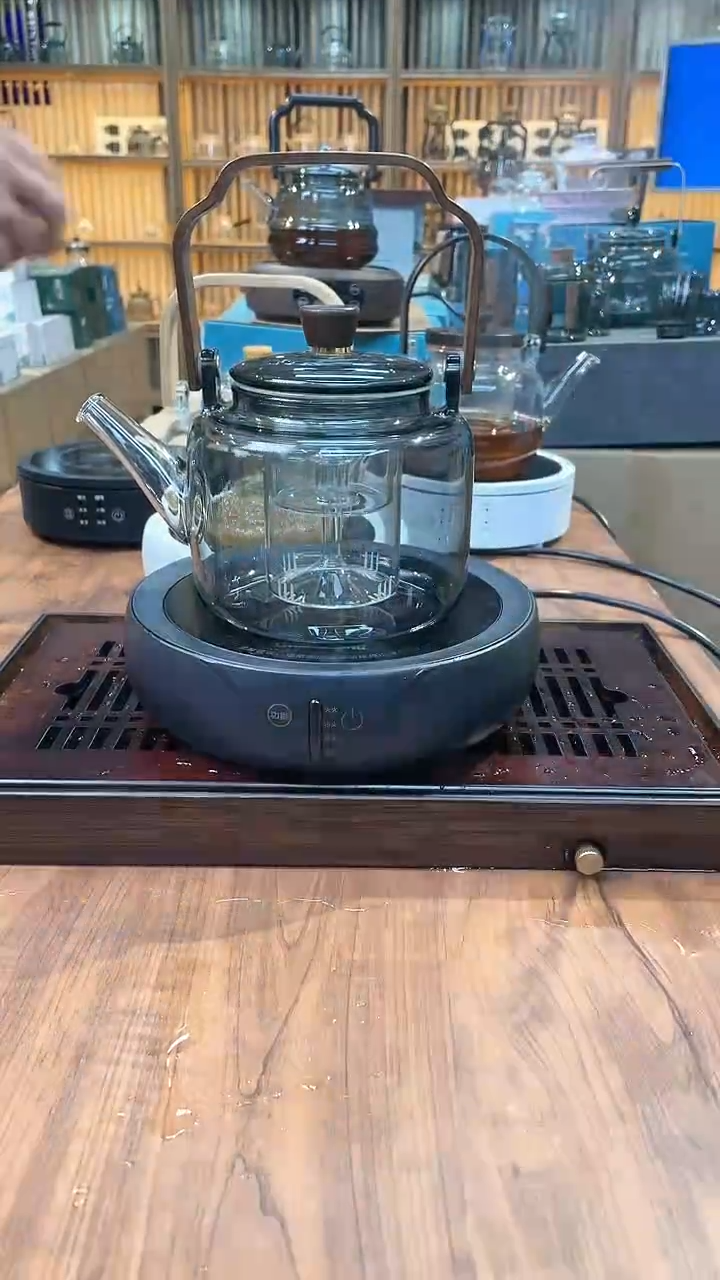 【闪购商品】玻璃摆件长虹黑1300+t10