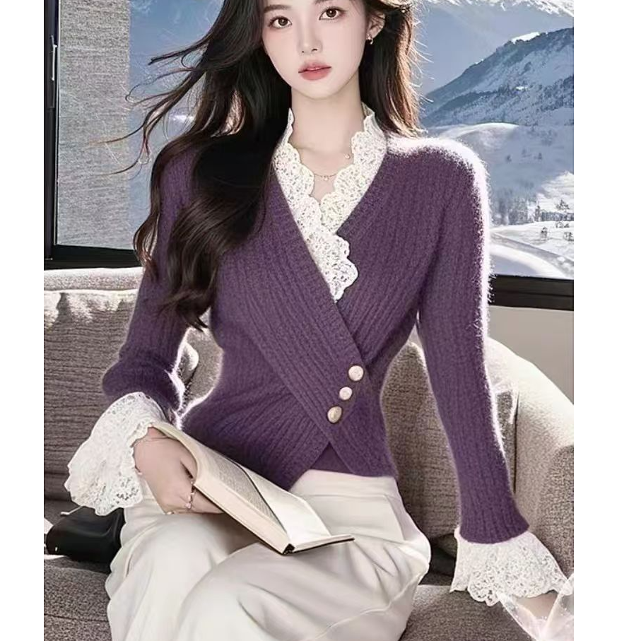 紫色设计感交叉毛衣女2025秋冬季内搭收腰显瘦喇叭袖打底针织上衣