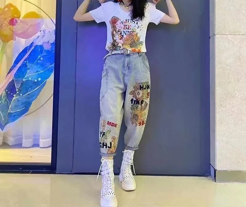 欧洲站2024夏季新款重工烫钻T恤女时尚镶钻牛仔哈伦九分裤显瘦潮