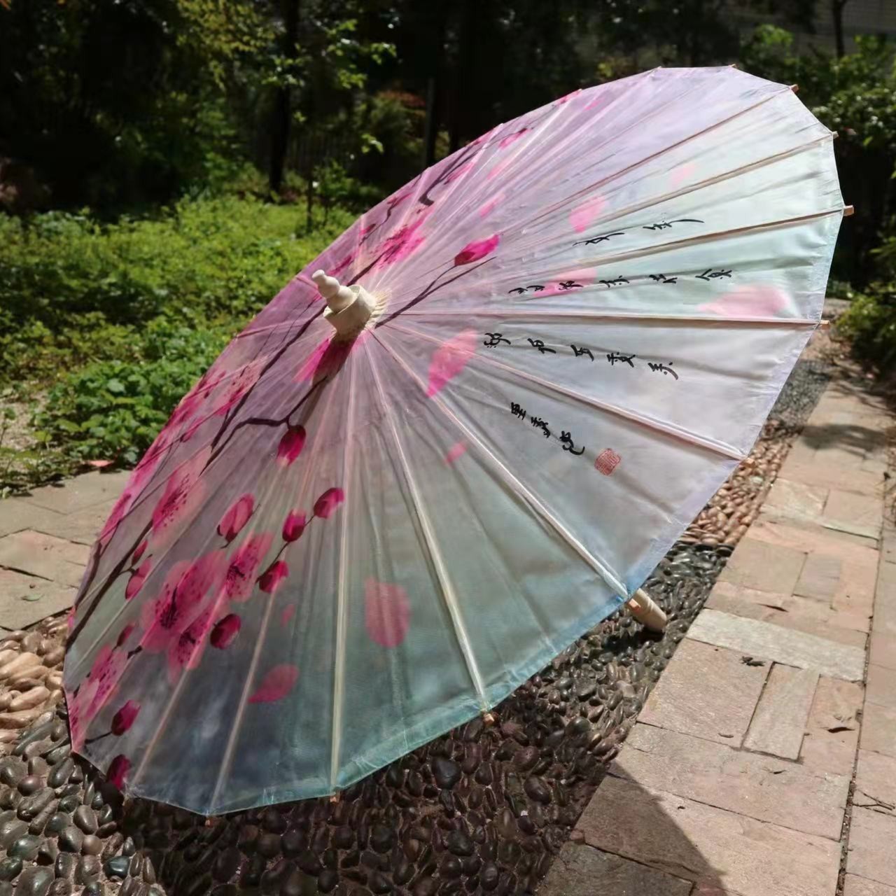 李爱莲女书书法油纸伞