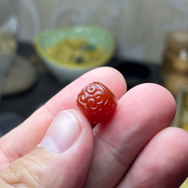 保柿子红玛瑙回纹直径11.7-12mm之间