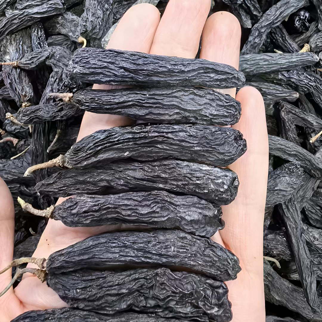 蓝宝石葡萄干颗粒香甜软糯饱满特大无籽吐鲁番产地发货新疆特产