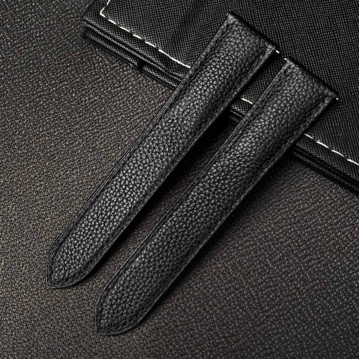 适配卡地亚表带坦克solo伦敦真皮must牛皮荔枝纹手表带男女款折叠