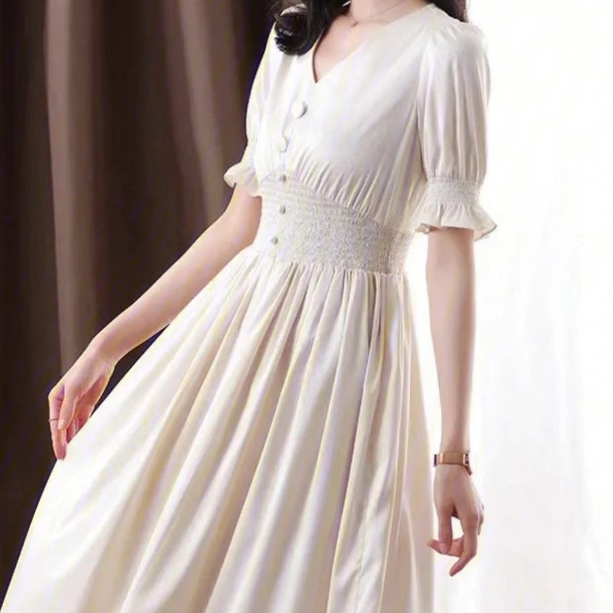 女装连衣裙碎花高腰夏季印花中长款收腰女士时尚气质显瘦