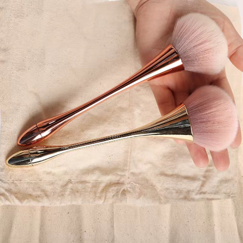 小蛮腰新款散粉化妆刷超大号高脚杯腮红刷美妆工具柔软刷套便携