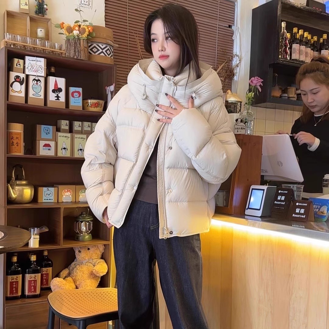 90白鸭绒羽绒服女短款连帽加厚时尚休闲百搭气质小个子宽松外套