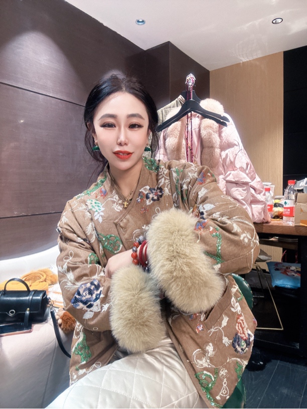 6969#《重工羽绒》红人上新百搭宽松复古中式网红羽绒外套