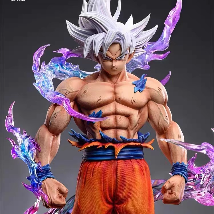 【直播& 全款现货】新品 自在极意悟空 超大号手办摆件（USB可发光）