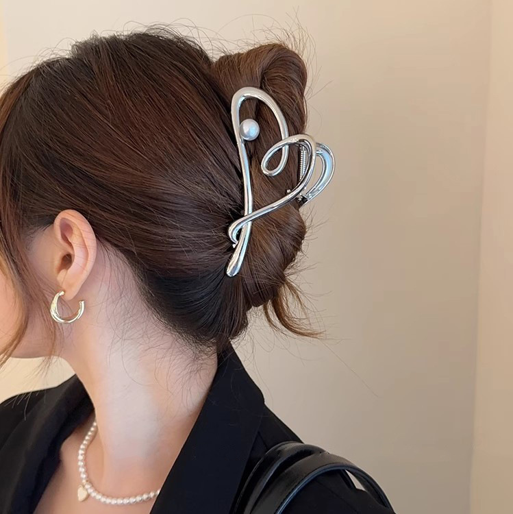 11点补差价，抓夹